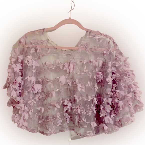 Kate Landry Lavender 3D Floral Cape NWT O/S - Picture 1 of 4